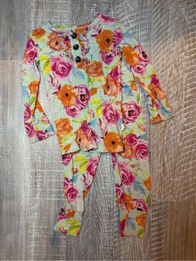 Gigi and Max Two-Piece Floral Bamboo Pajama Set - Pastel Rainbow Roses